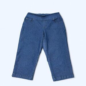 Time And Tru Denim Capri Pants